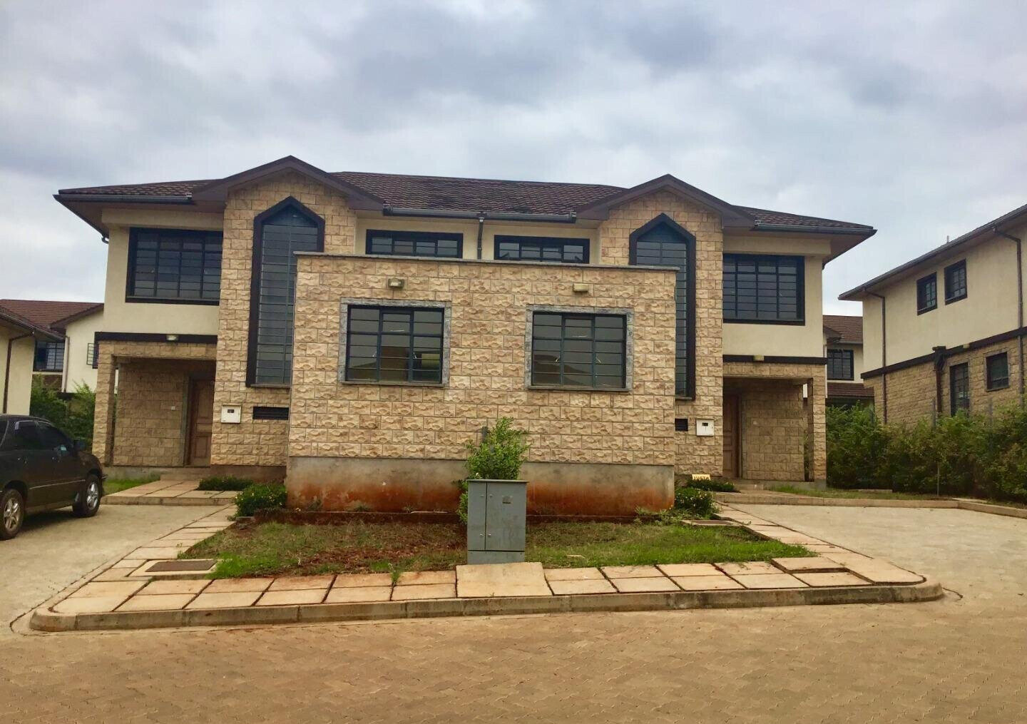 4BR Villa with Fireplace & 1/8 Acre Garden - Off Kiambu Road