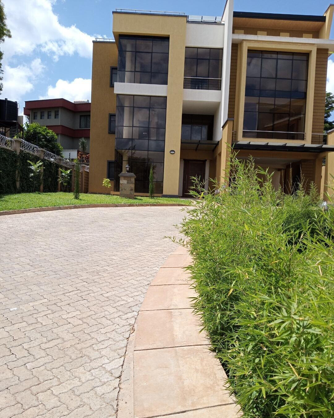 Only 3 Units – 5-Ensuite Townhouse with Rooftop Terrace & DSQ – Lavington
