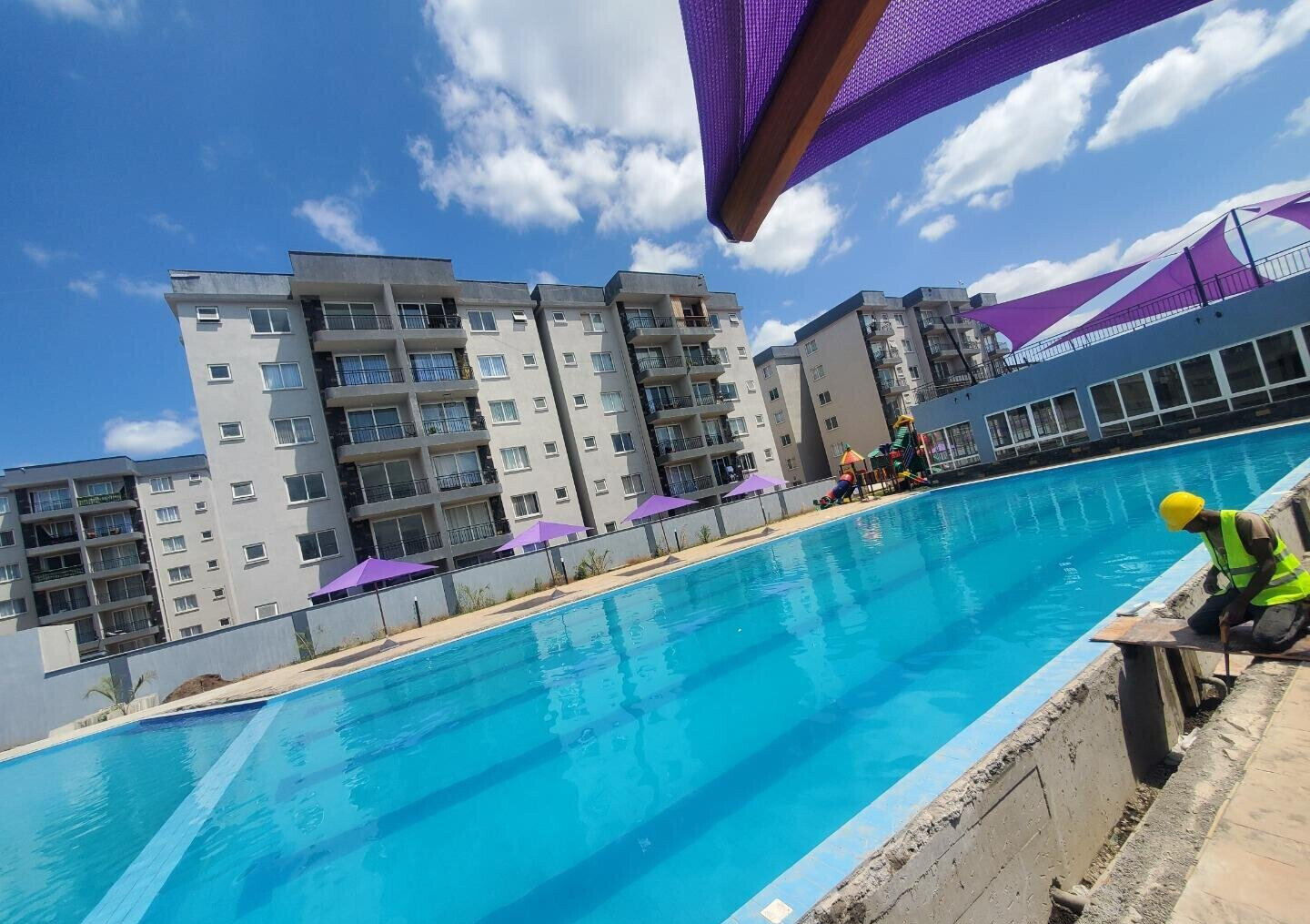 2BR Apartment with Gym, Pool & Sports Courts - Syokimau