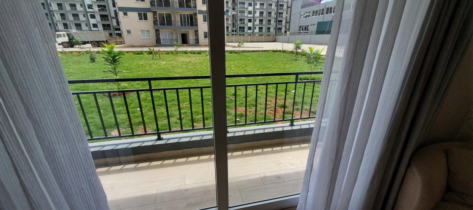 2BR Apartment with Gym, Pool & Sports Courts - Syokimau