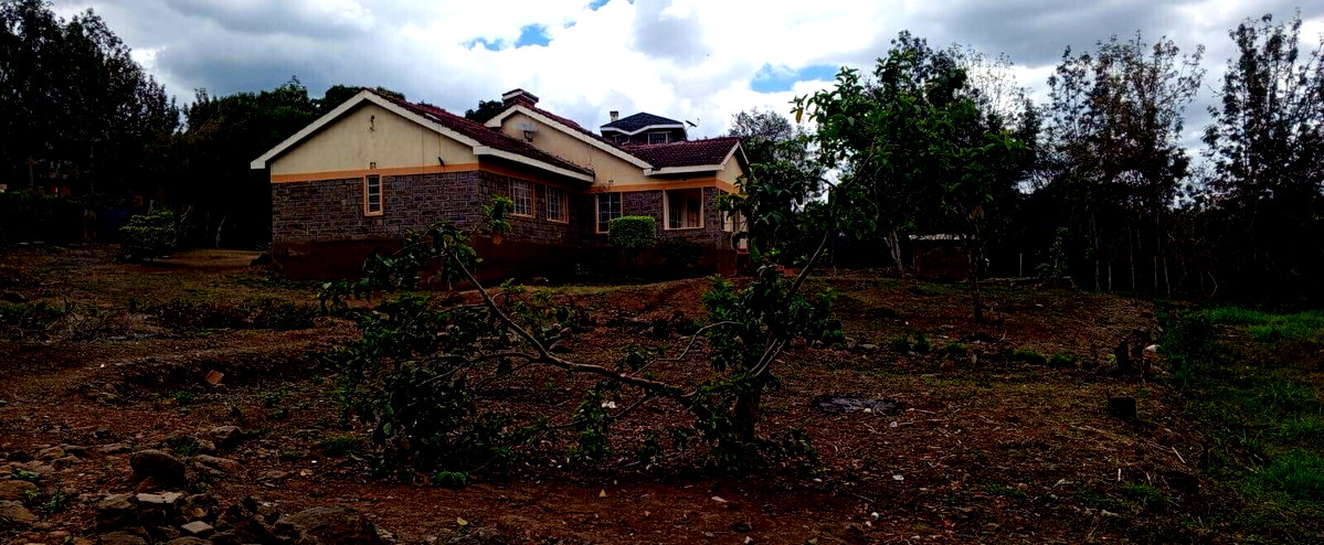 3/4 Acre Garden Plot with Parking