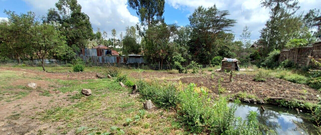 3/4 Acre Garden Plot with Parking