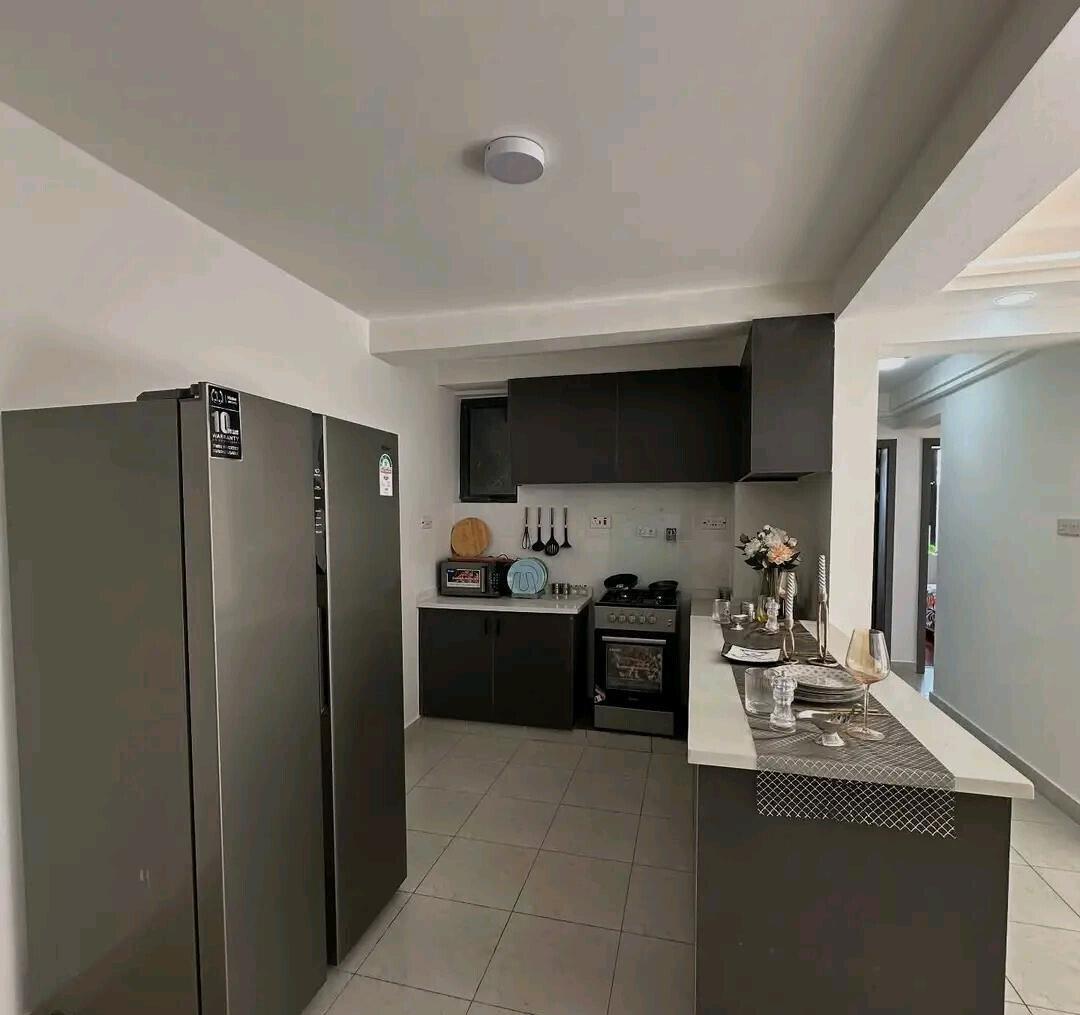 3BR Apartment with Pool & Mall Access - Kitengela's Gated Gem