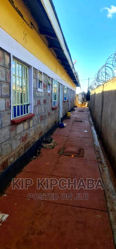 10bdrm Duplex in Kimumu for sale - Image 7