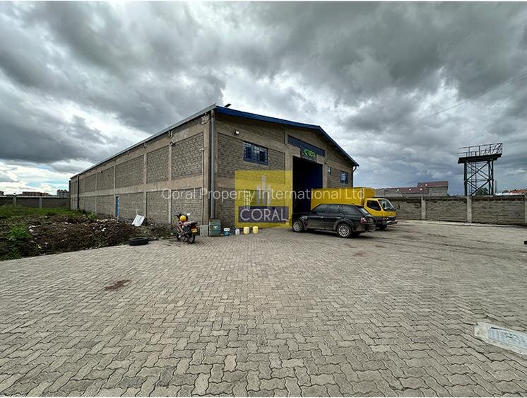 Newly Built stand alone warehouse in half acre commercial plot