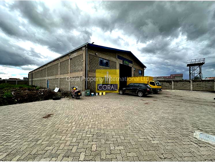 Newly Built stand alone warehouse in half acre commercial plot