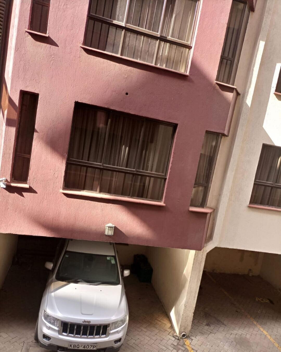 3-Ensuite Townhouse with DSQ on Hatheru Road - Lavington
