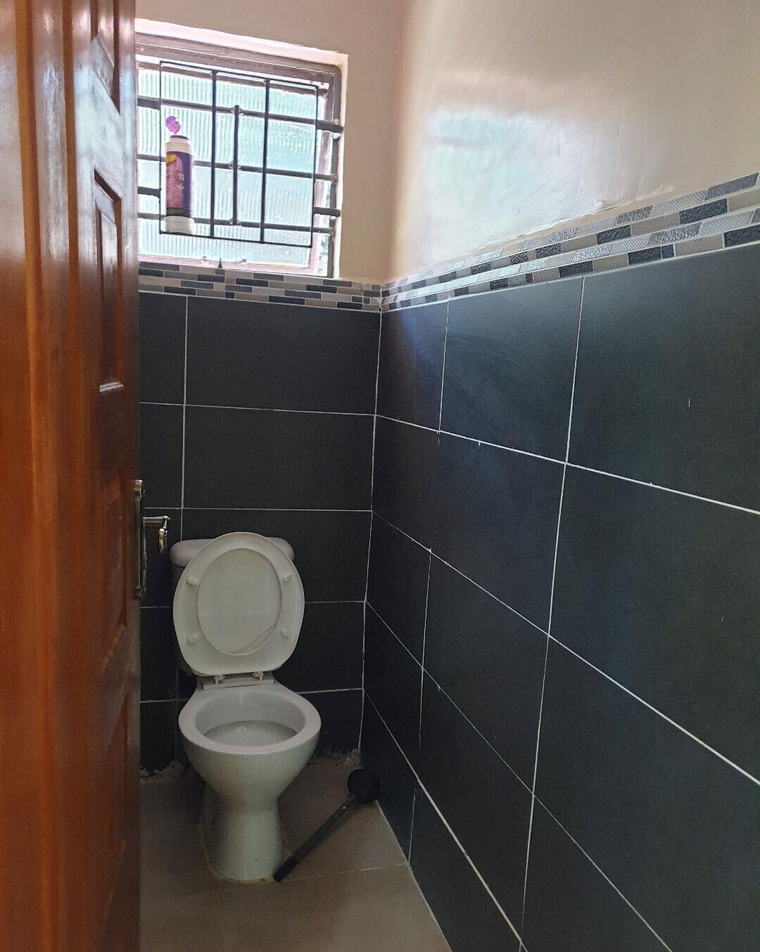1-Acre Garden Home at KSh 300K