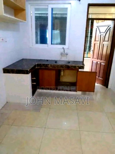 2bdrm Block of Flats in Tudor for rent - Image 4