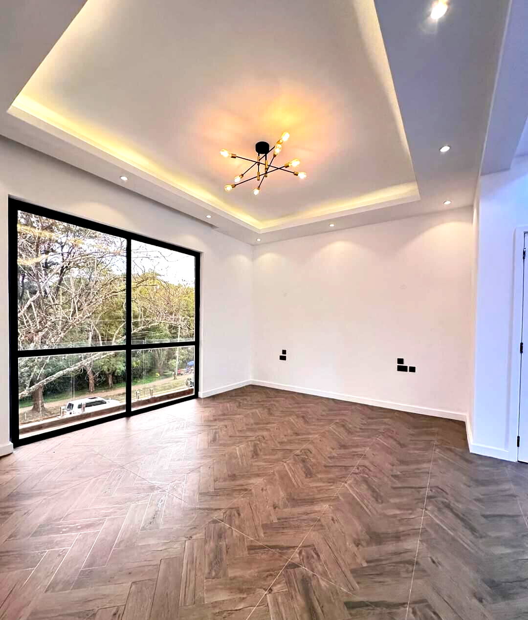 New 4-Ensuite Townhouse with DSQ & Solar - Lavington