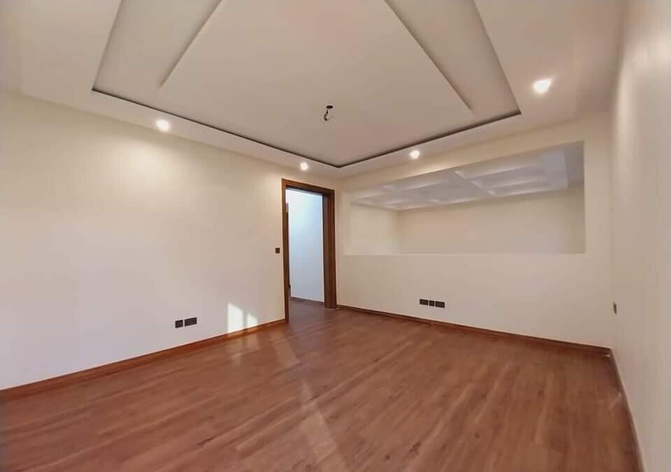 8-Villa Enclave with Rooftop Terrace & Solar Backup - Lavington