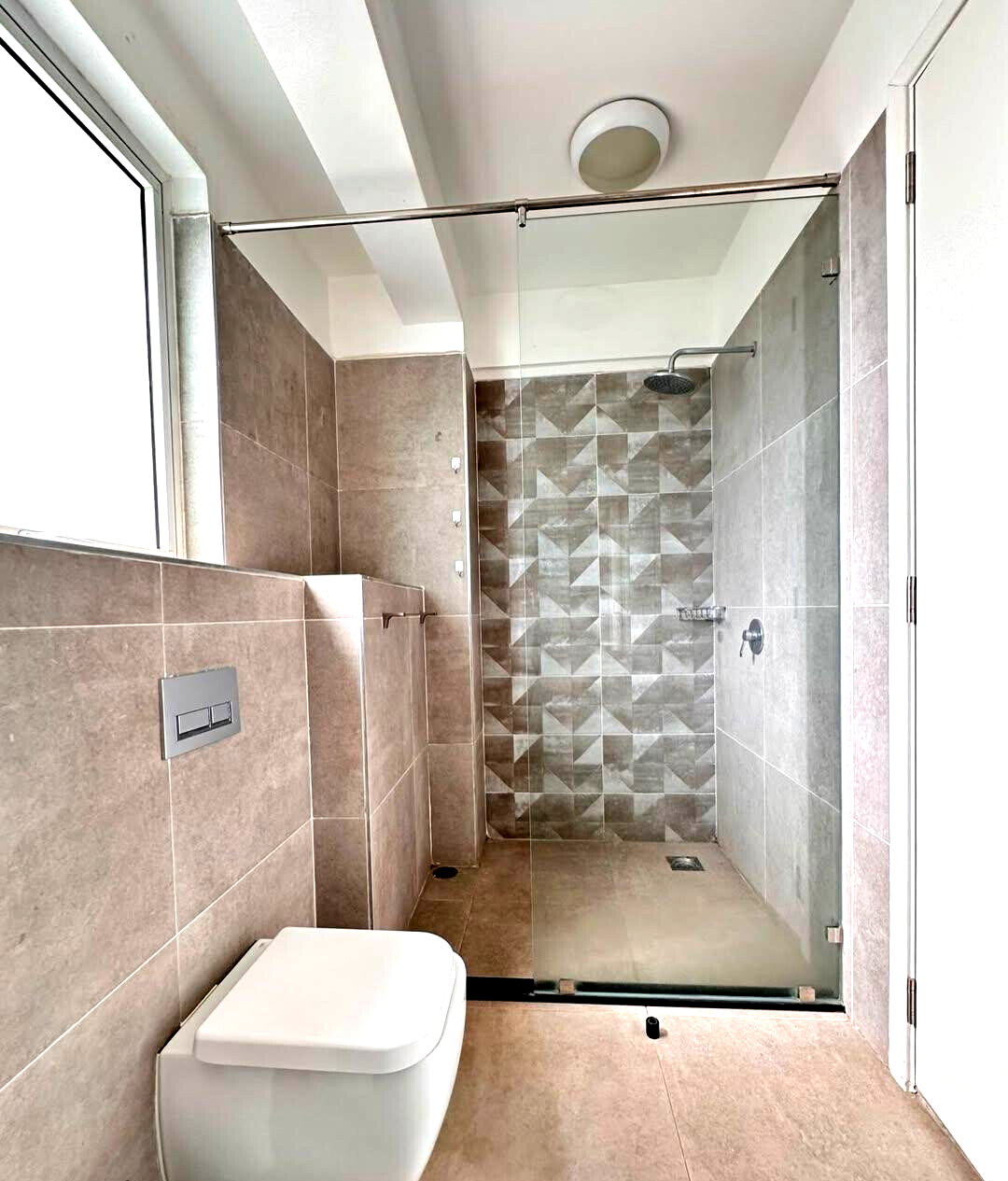 4-Ensuite Townhouse with Heated Pool & Gym - Lavington