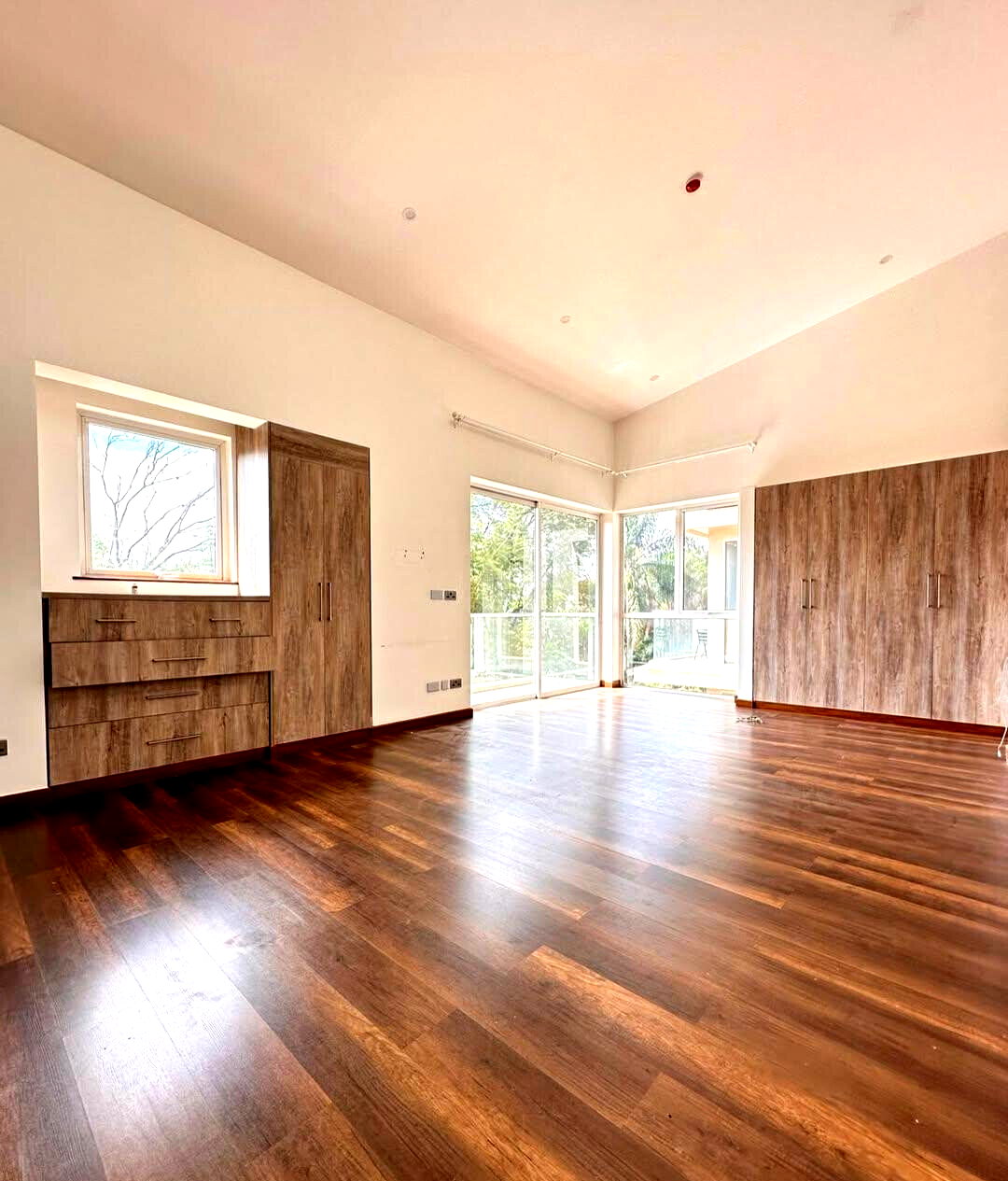 4-Ensuite Townhouse with Heated Pool & Gym - Lavington
