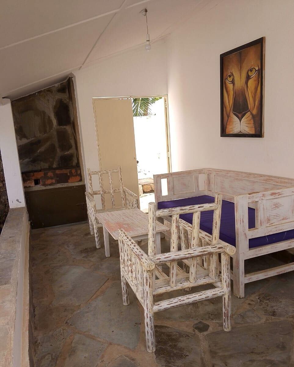 2BR Beach Townhouse 500m to Shore – Malindi