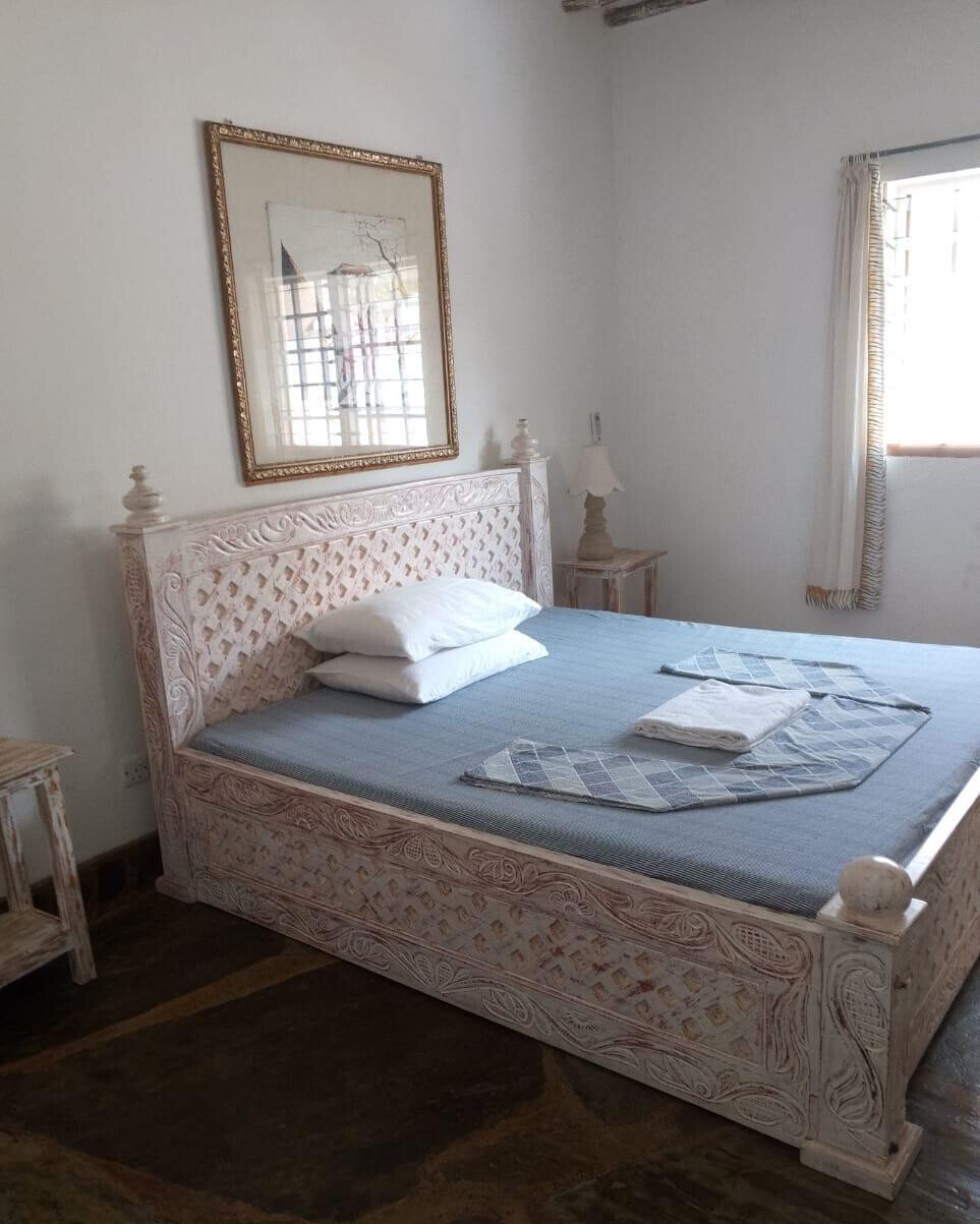 2BR Beach Townhouse 500m to Shore – Malindi