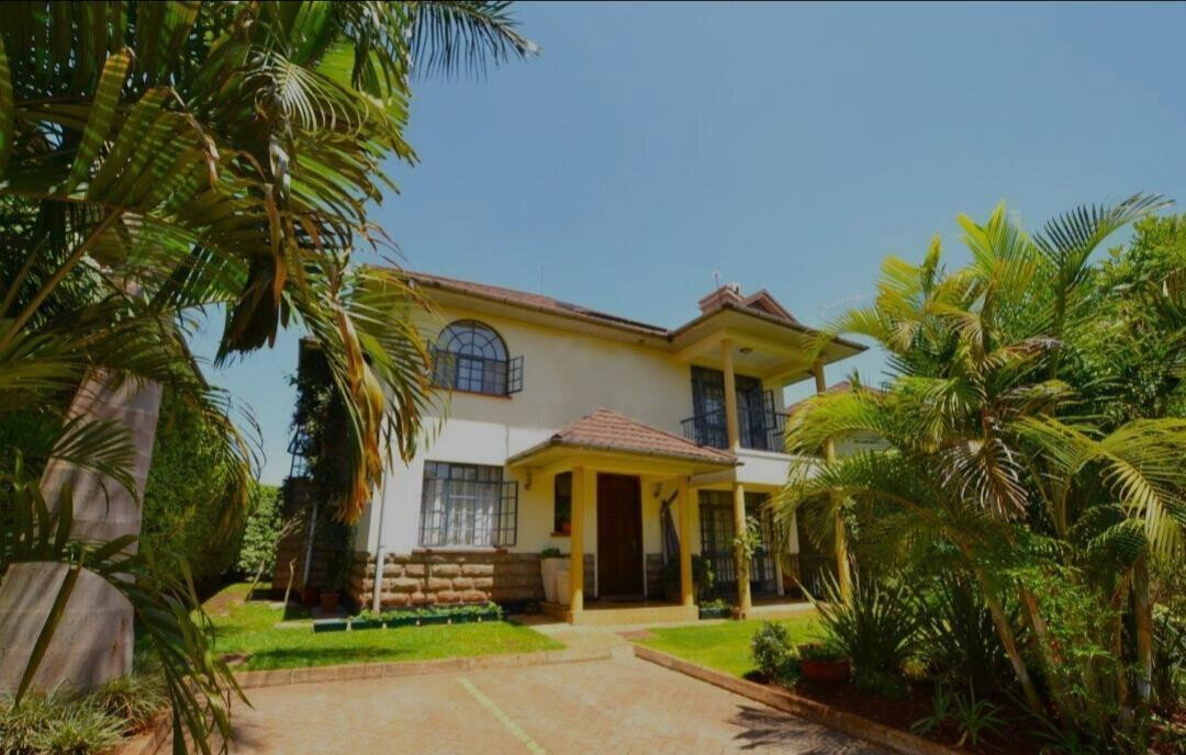 4-Ensuite Townhouse with Nursery & Pool - Loresho Gated Estate