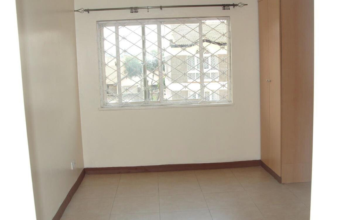 4BR Townhouse with Garden in South C