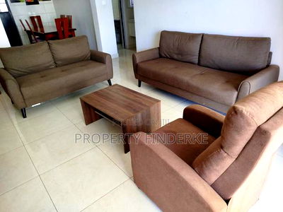 3bdrm Apartment in Gateway Mall Area for sale - Image 2
