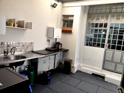 4bdrm Maisonette in Kileleshwa for sale - Image 11