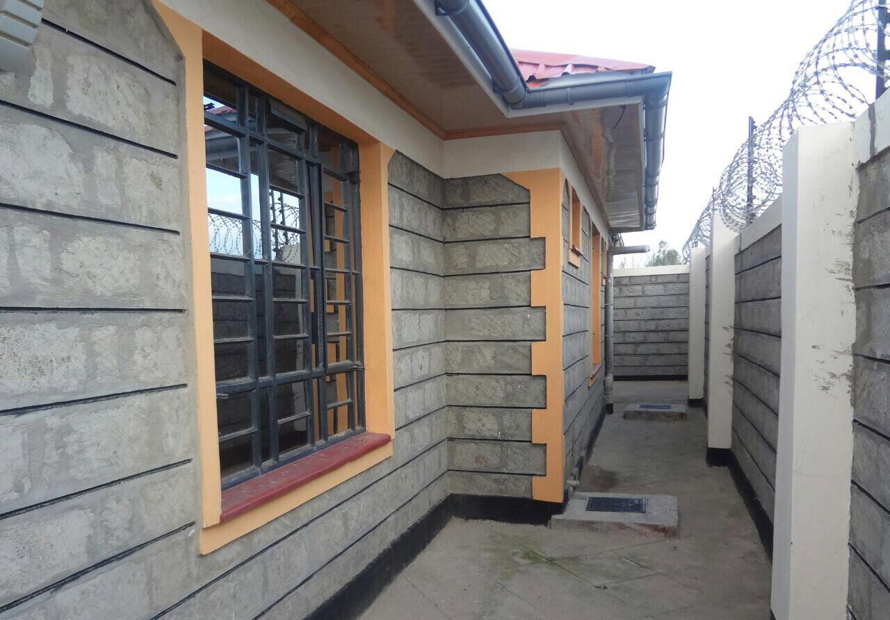 4 En-Suite Bedroom Bungalow with Self-Contained Studio - Kitengela