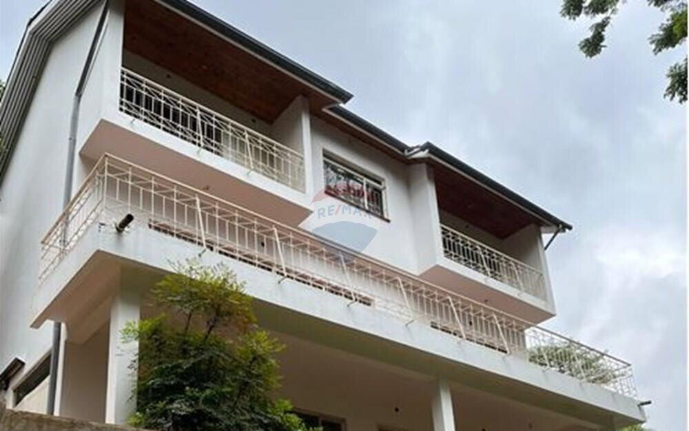 1 Acre Plot in Kyuna for KSh 130M