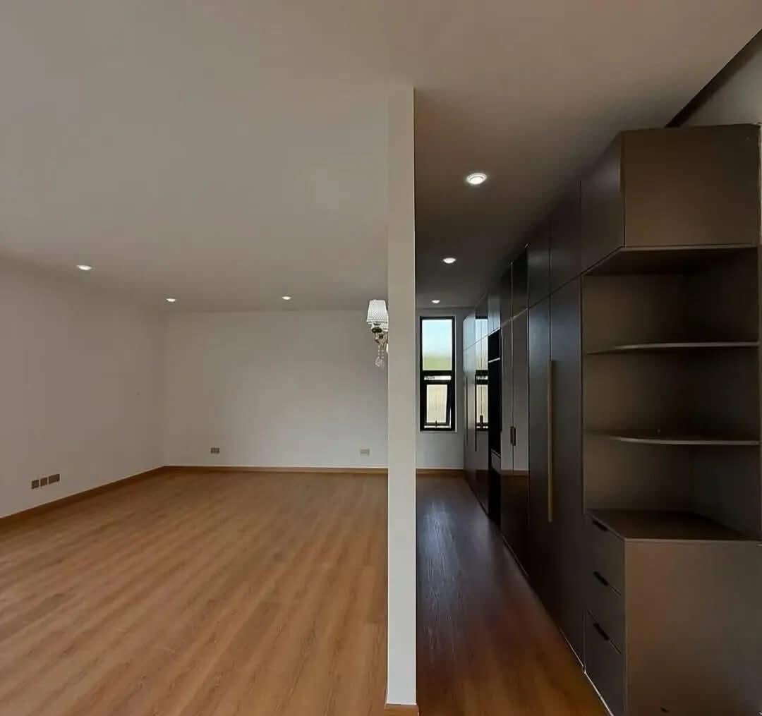 5-Ensuite Townhouse with DSQ & Private Garden - Lavington