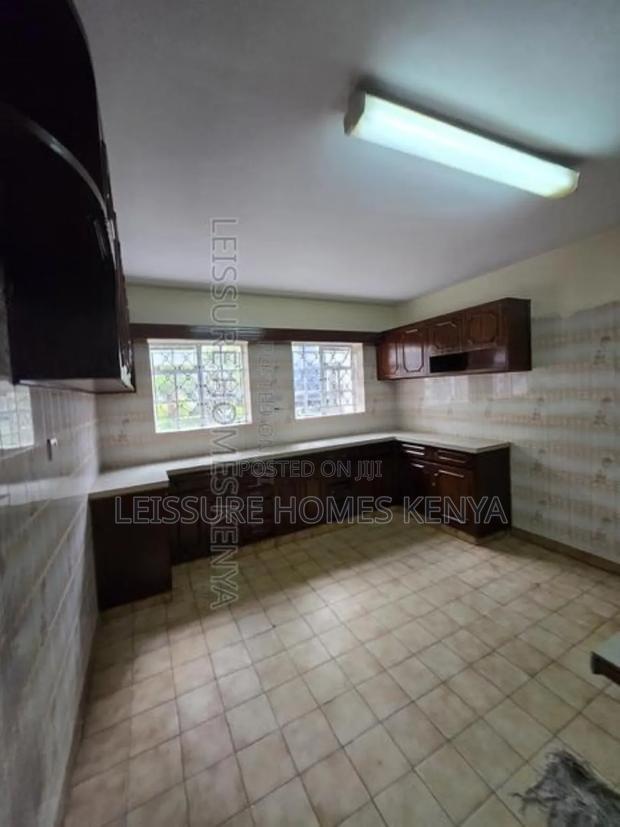 6bdrm House in Muthangari for rent