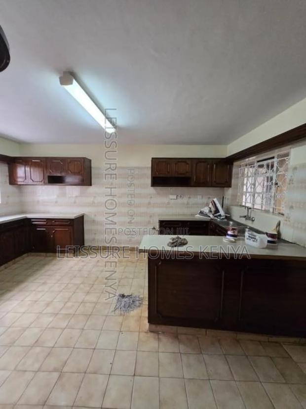 6bdrm House in Muthangari for rent