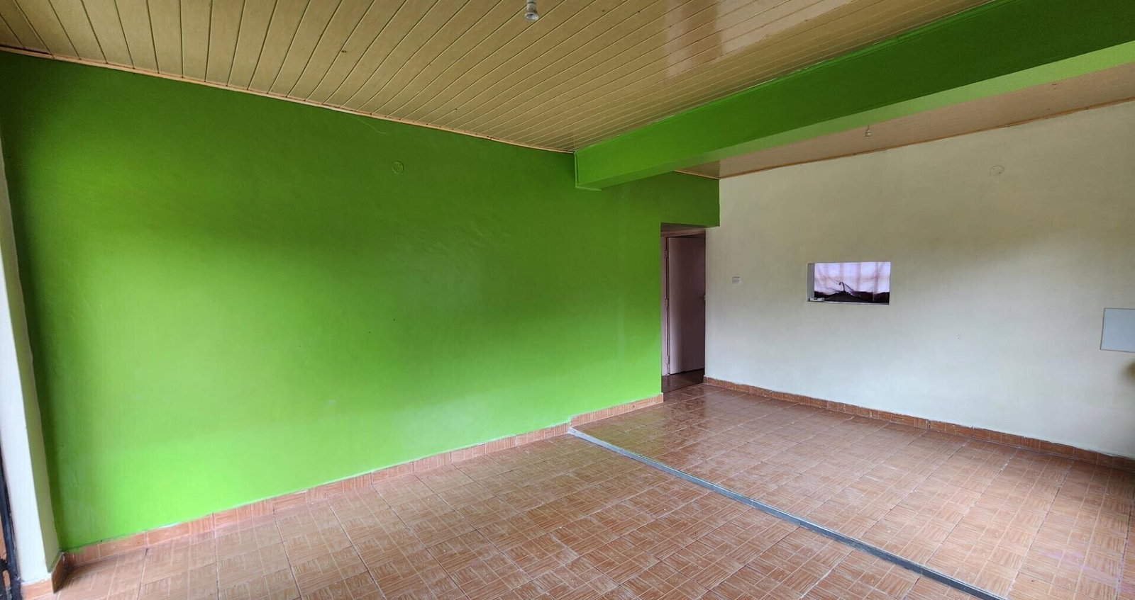 Quarter Acre 3BR Home with Garden