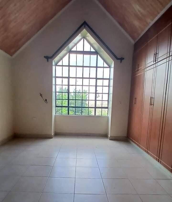 4BR Townhouse in Gated Community Near Tarmac - Syokimau