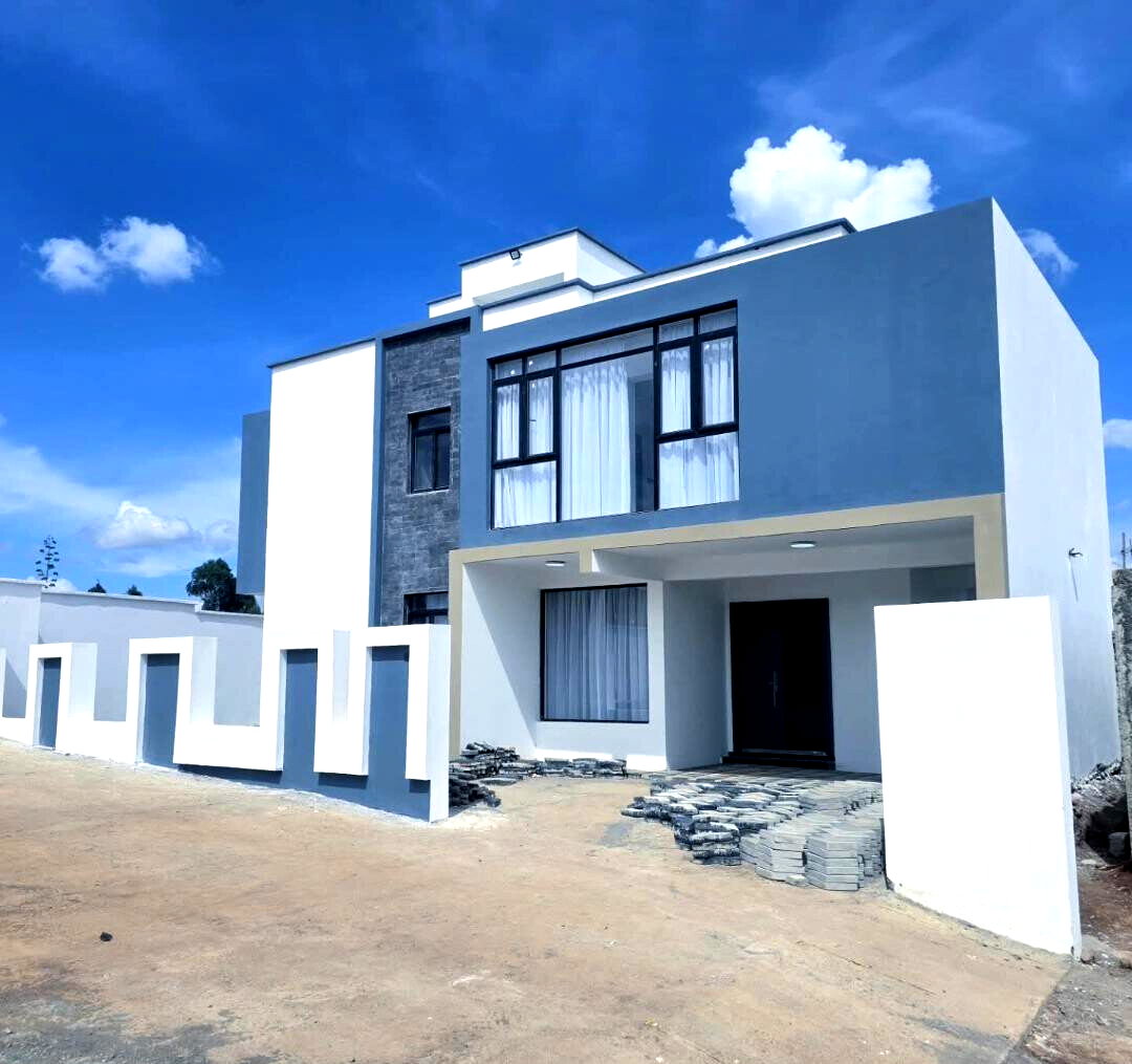 Modern 5BR+SQ Townhouse on 40x80 Plot - Kamangu, Kikuyu
