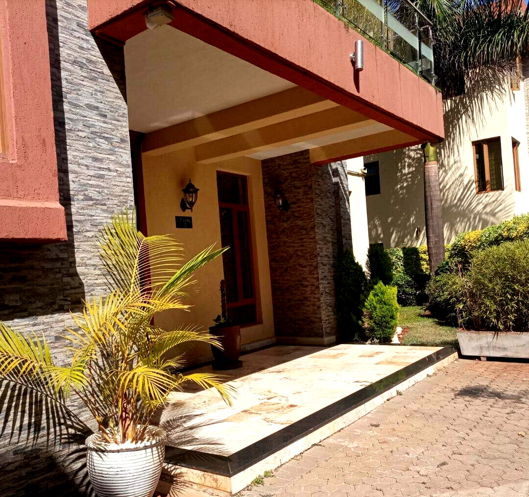 5-Ensuite Townhouse with DSQ Garden in 4-Unit Gated Community - Lavington