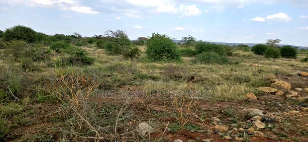 2 Acres for Sale in Lukenya