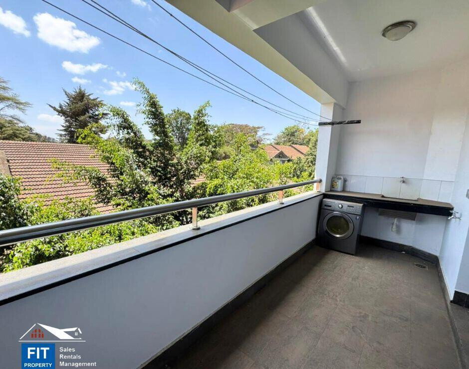 3BR All-Ensuite with Jacuzzi & Resort Amenities - Riverside Drive