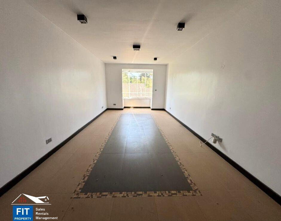 3BR All-Ensuite with Jacuzzi & Resort Amenities - Riverside Drive