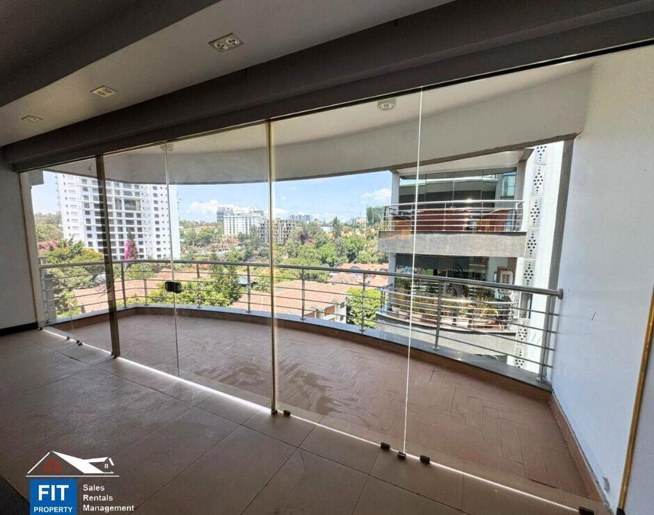 3BR All-Ensuite with Jacuzzi & Resort Amenities - Riverside Drive