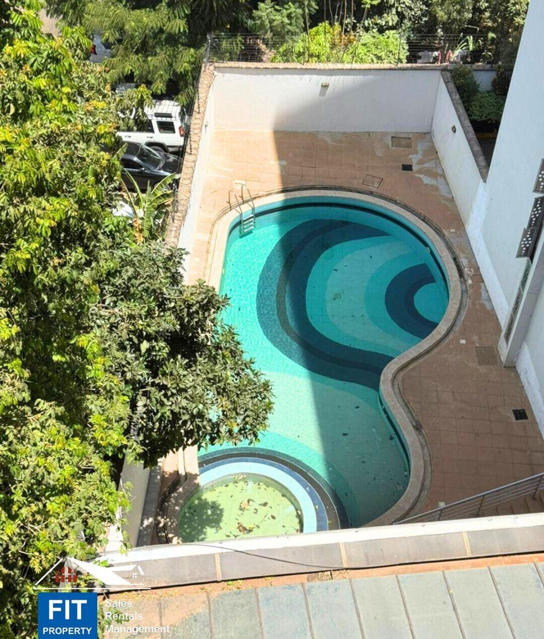 3BR All-Ensuite with Jacuzzi & Resort Amenities - Riverside Drive