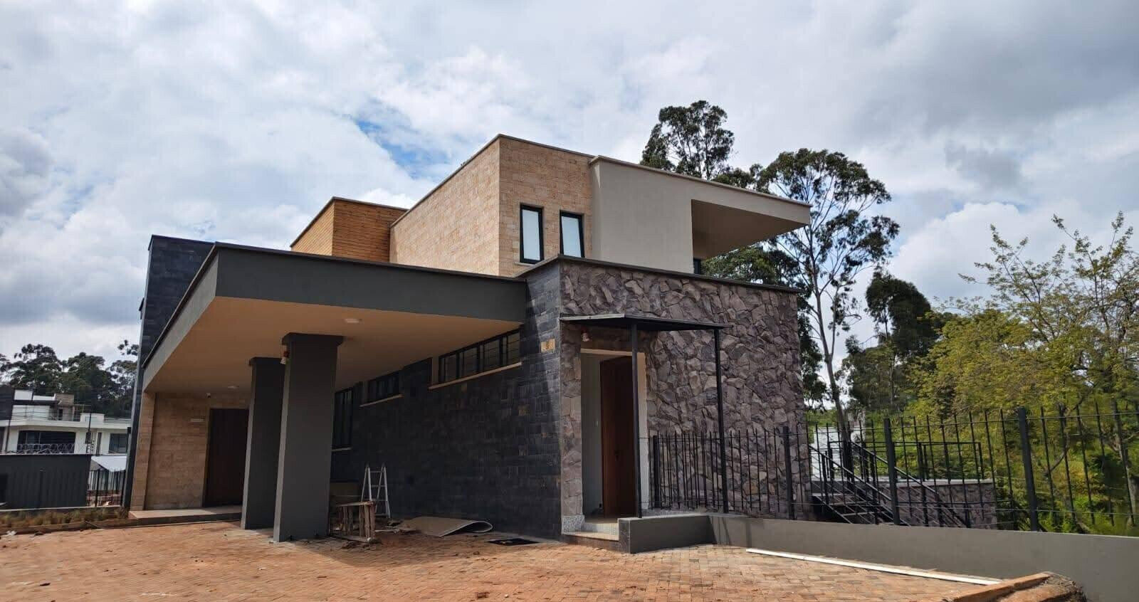 Brand New 4-Ensuite Townhouse with Private Garden - Old Loresho