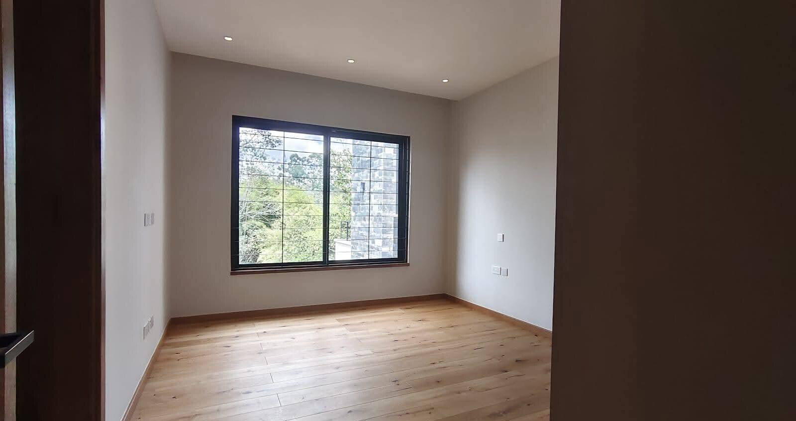 Brand New 4-Ensuite Townhouse with Private Garden - Old Loresho