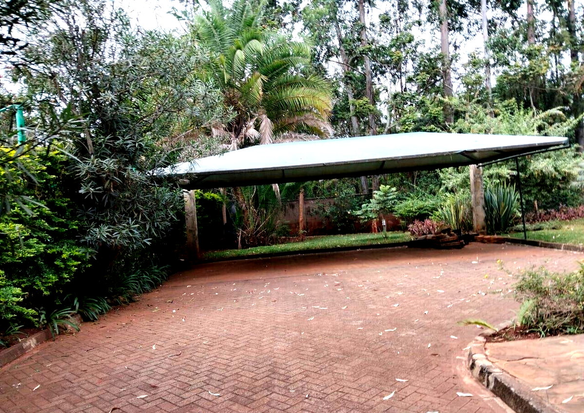 5BR All-Ensuite Townhouse with Gym & Ample Parking - Runda