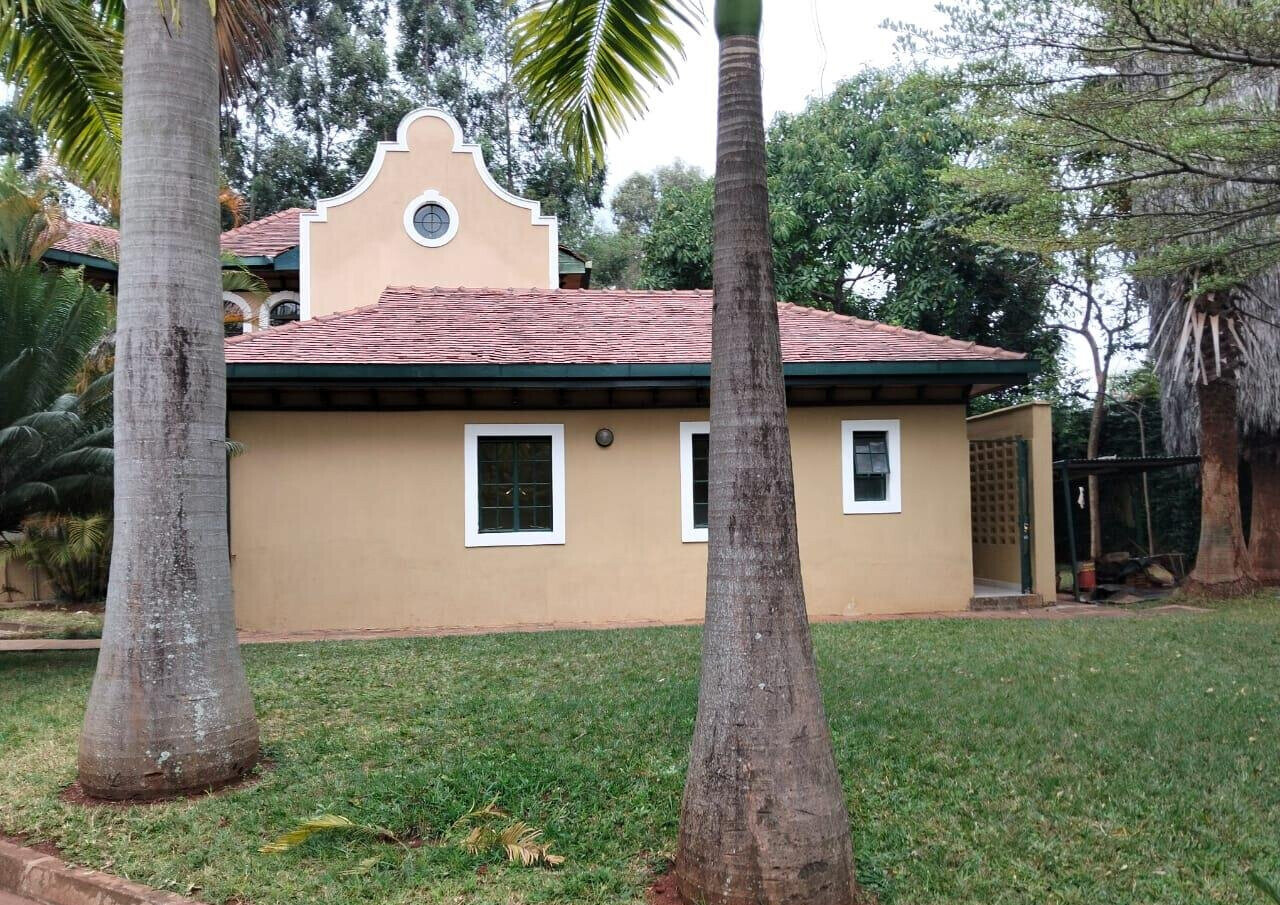 5BR All-Ensuite Townhouse with Gym & Ample Parking - Runda