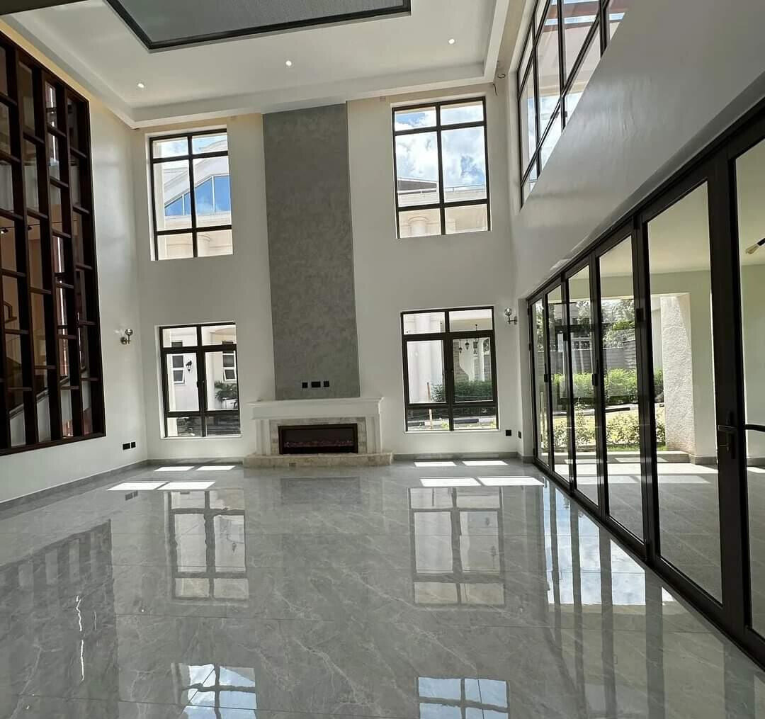 6-Bed Smart Villa with Guest Wing & Rooftop Jacuzzi - Lavington