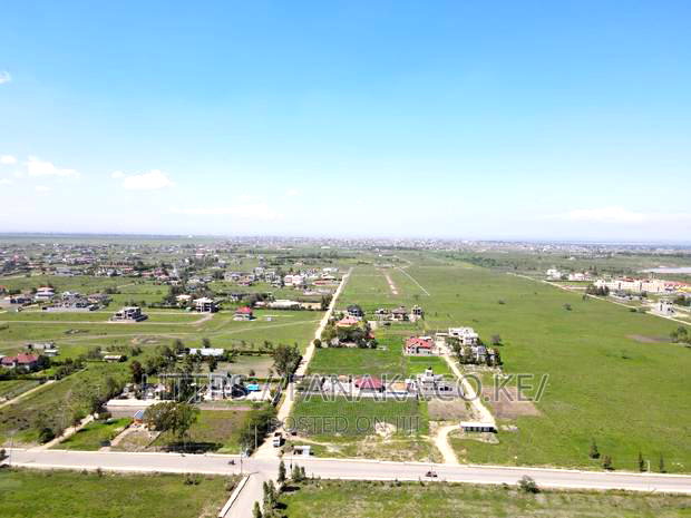 Commercial Plots in Katani