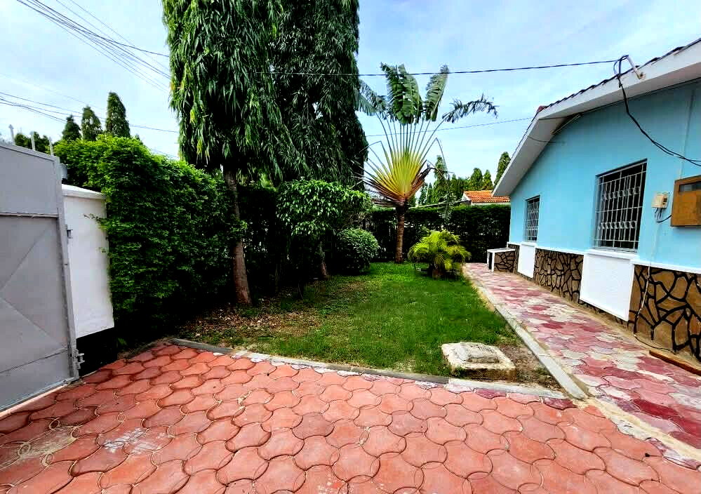 3BR Bungalow with Private Garden & Secure Compound - Nyali
