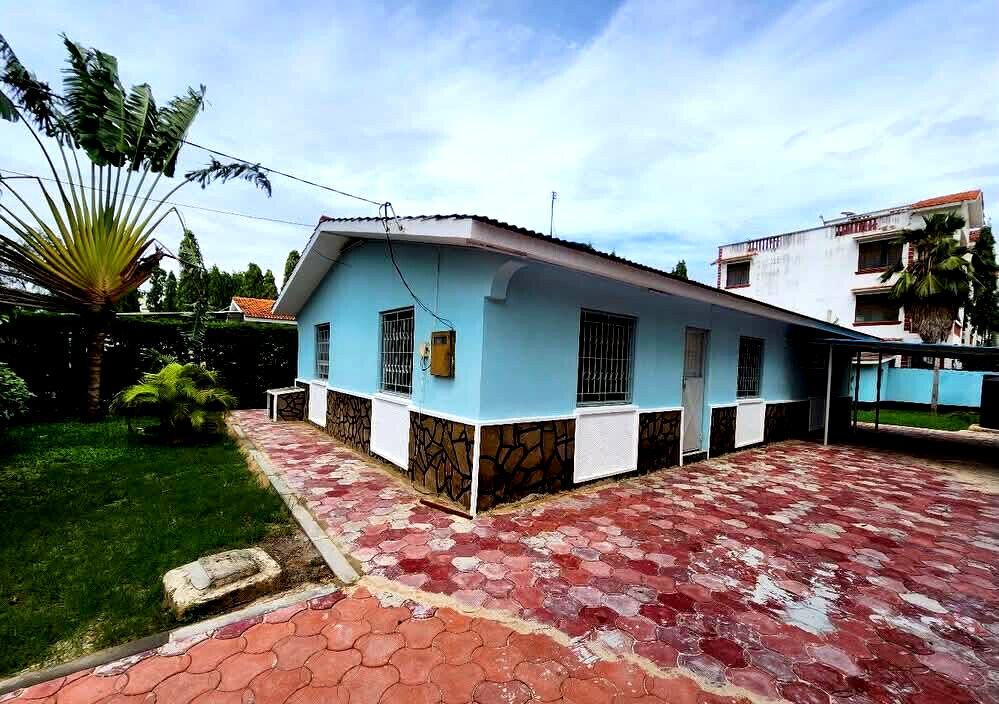 3BR Bungalow with Private Garden & Secure Compound - Nyali