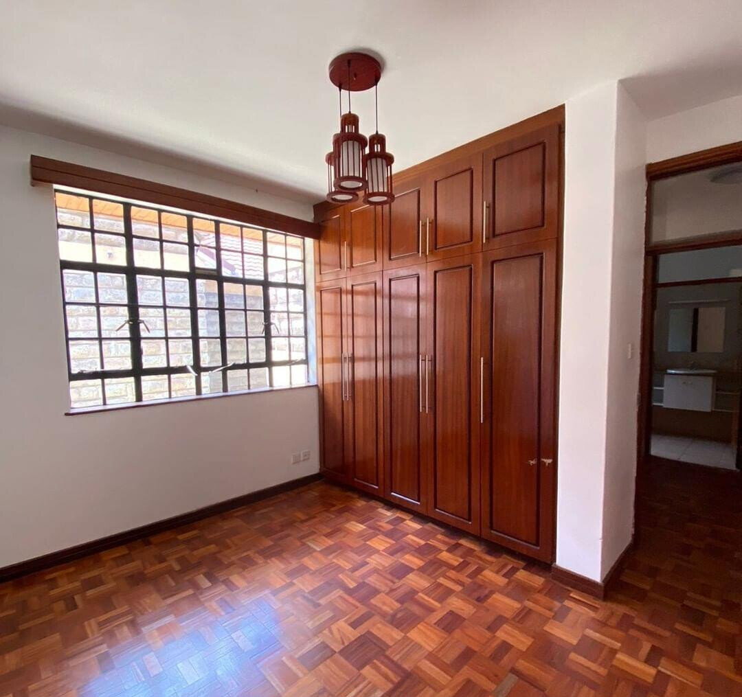 5BR Villa with Fireplace & Walk-in Closets - Kileleshwa