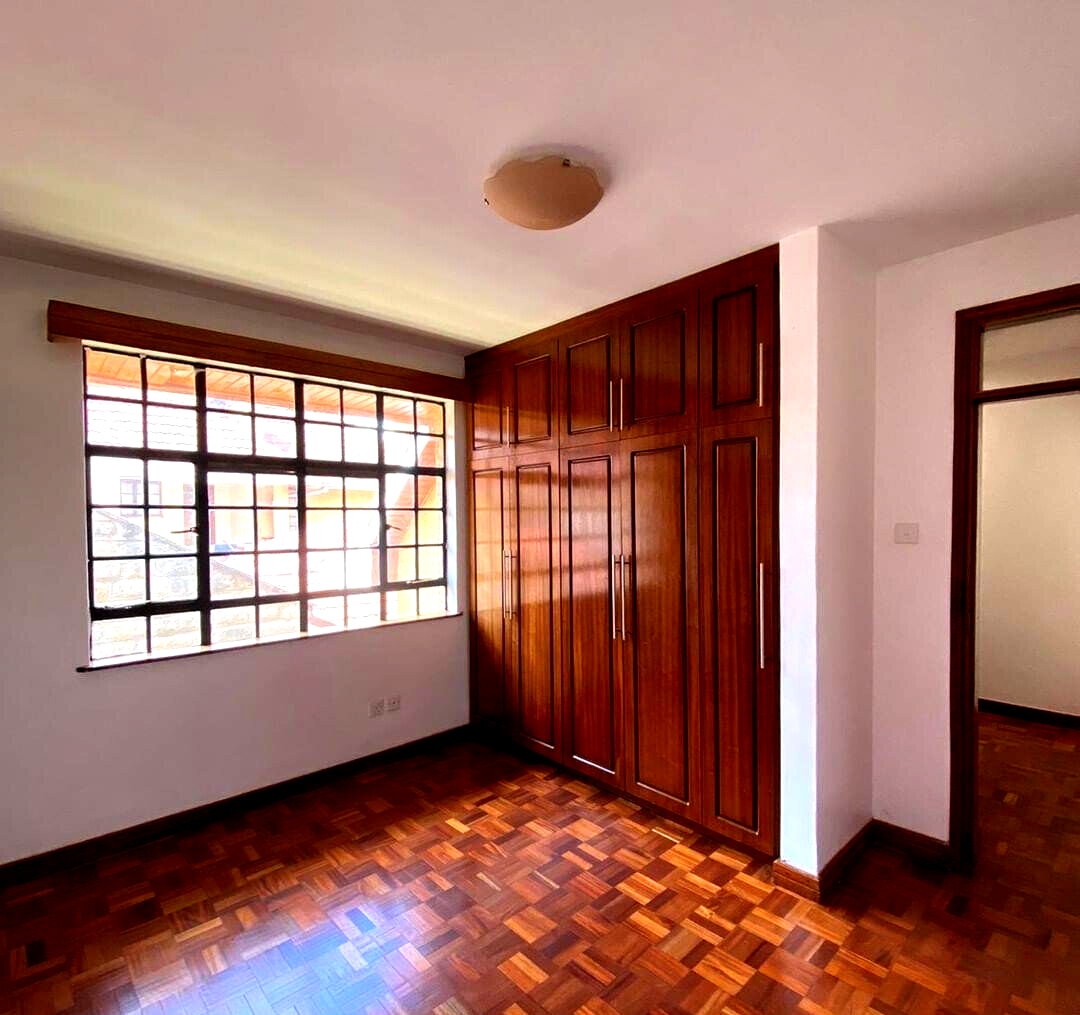 5BR Villa with Fireplace & Walk-in Closets - Kileleshwa