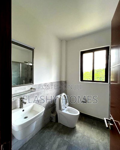 5bdrm Villa in Hardy for sale - Image 7