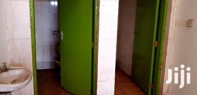 3000 Sq Feet Godown to Let Near DT Dobie - Image 8