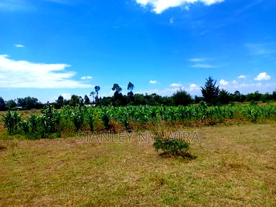 2.5 Acreas Along Nanyuki Nyeri Highway Behind Landing Place - Image 4